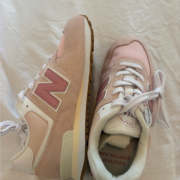 New Balance Kids' Pink Classic Sneaker - Wide - Picture 3 of 5